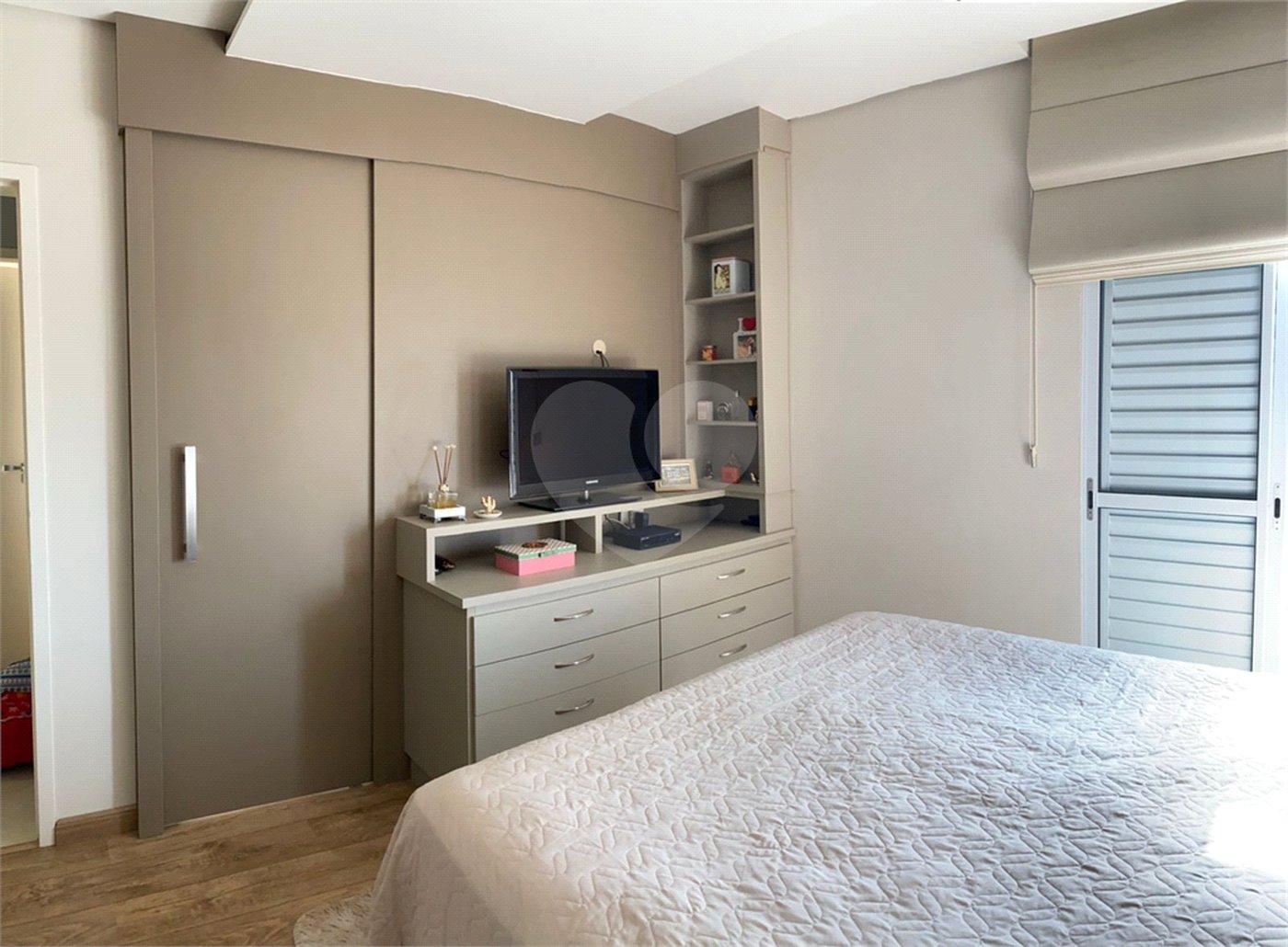 Apartamento à venda com 3 quartos, sendo 1 suíte, em Jardim Brogotá, Atibaia, SP