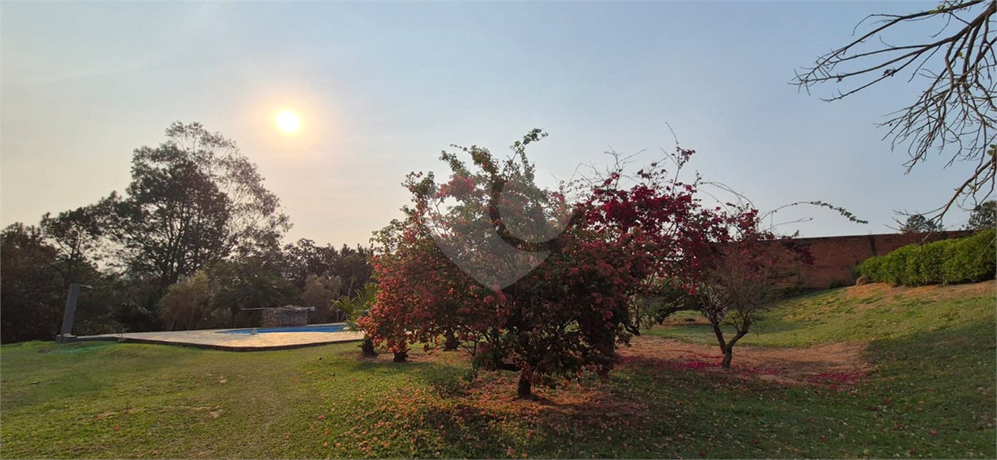 Terreno à venda em Condomínio Residencial Pinheiros do Lago, Alambari, SP