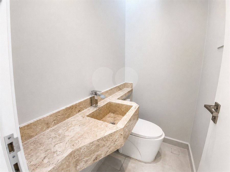 Casa à venda com 3 suítes no condomínio Bougainville, Sorocaba - SP