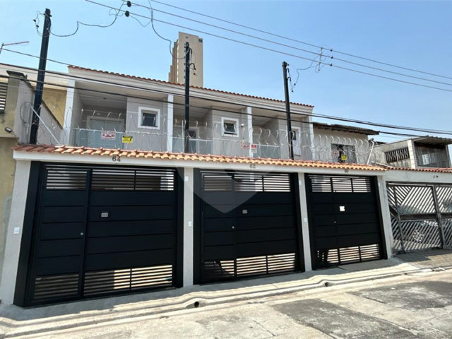 Sobrado à venda com 3 quartos, sendo 1 suíte,  em Vila Isolina Mazzei, São Paulo, SP