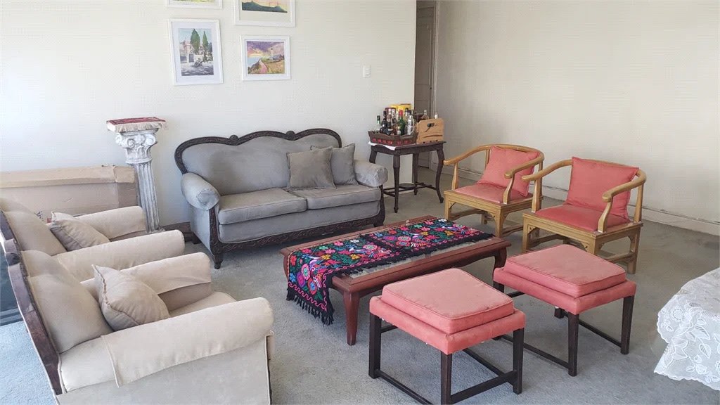 Apartamento à venda com 3 quartos, sendo 1 suíte, em Pinheiros, São Paulo, SP