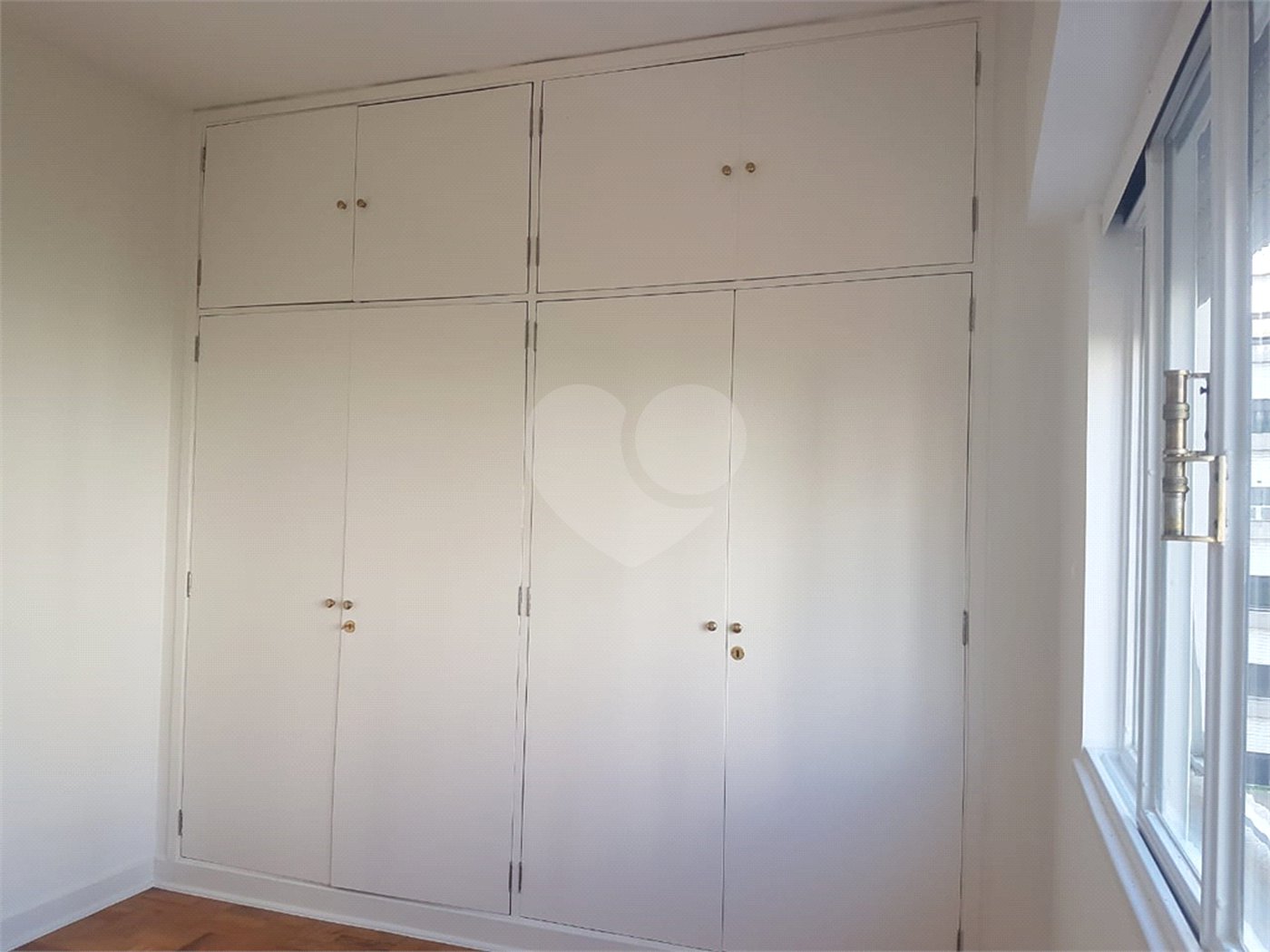 Apartamento à venda com 3 quartos, sendo 1 suíte, em Jardim Paulista, São Paulo, SP