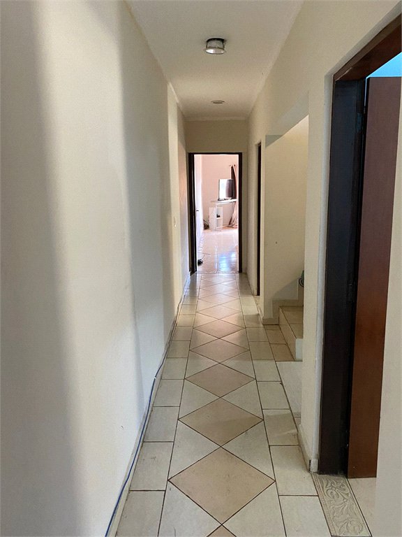 Sobrado à venda com 5 suítes em Jardim dos Ipês, Suzano, SP