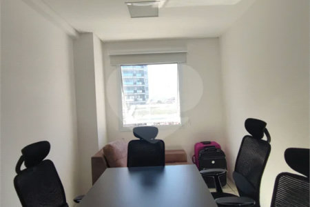 Excelente conjunto comercial para locação com 38 m², 2 salas com varanda e 1 vaga no Ipiranga!