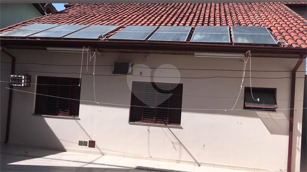 Sobrado à venda com 6 quartos, sendo 3 suítes, em Jardim Refúgio, Sorocaba, SP