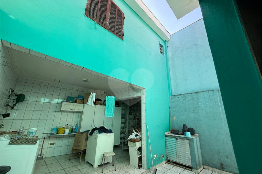 Sobrado à venda com 4 quartos, sendo 2 suítes, em Parque Edu Chaves, São Paulo, SP
