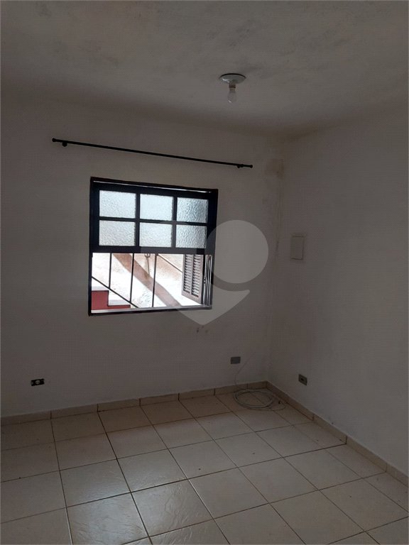 Casa à venda com 4 quartos, sendo 1 suíte, em Vila Pirajussara, São Paulo, SP