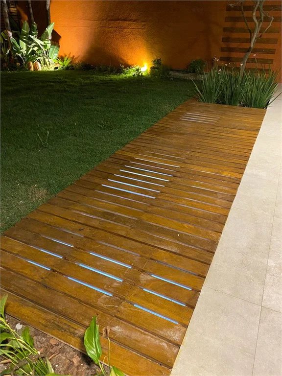 Sobrado à venda com 4 suítes em Vila Inah, São Paulo, SP