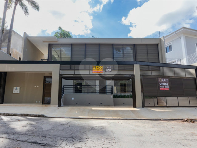 Casa à venda com 4 quartos, sendo 1 suíte,  em Jardim Guedala, São Paulo, SP