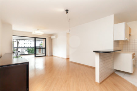 Apartamento à venda com 2 suítes em Campo Belo, São Paulo, SP