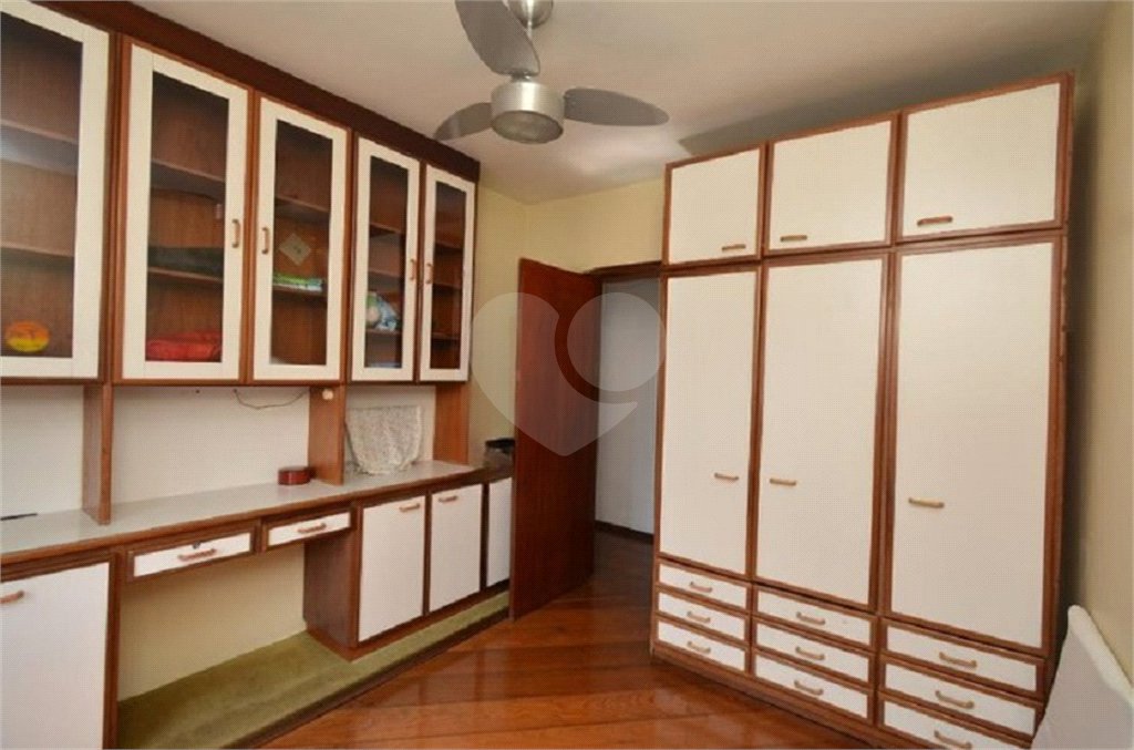 Casa à venda com 5 quartos, sendo 2 suítes, em Vila Galvão, Guarulhos, SP