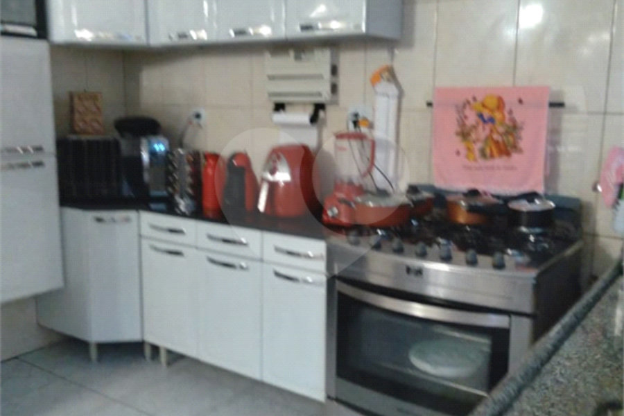 Casa Térrea à venda com 3 quartos, sendo 1 suíte, em Vila Galvão, Guarulhos, SP