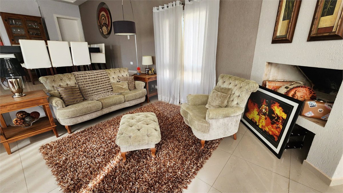 Casa à venda ou para alugar com 5 suítes no condomínio Residencial Jardim Primavera, Louveira - SP