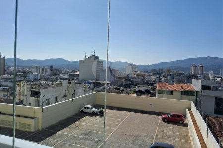 Apartamento à venda com 2 quartos, sendo 1 suíte,  no Centro, Mogi das Cruzes, SP