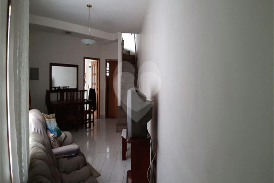 Sobrado à venda com 3 quartos, sendo 1 suíte, em Jardim Virginia Bianca, São Paulo, SP