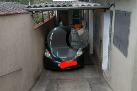 Casa à venda com 4 quartos, sendo 1 suíte, em Vila Vasconcelos, São Paulo, SP
