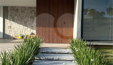 Casa à venda com 3 suítes no condomínio Alphaville Iv, Votorantim - SP