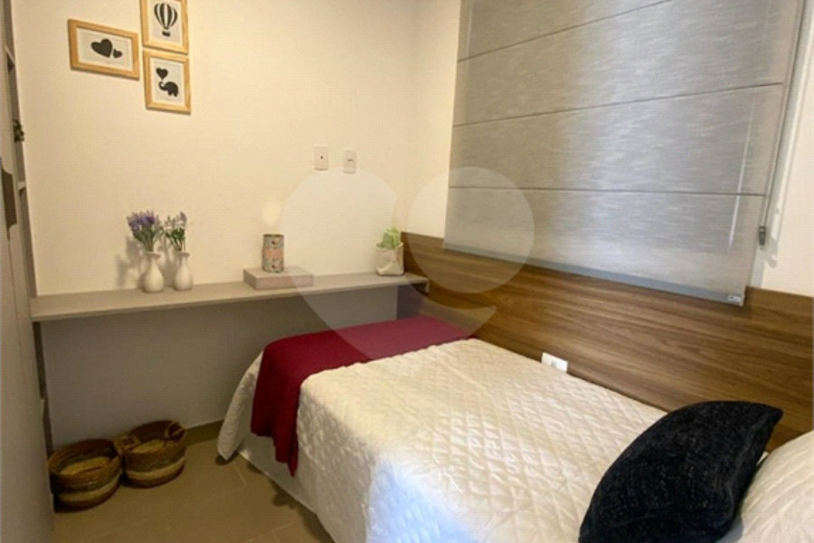 Casa à venda com 2 quartos no condomínio Vila Davos 2, São Paulo - SP