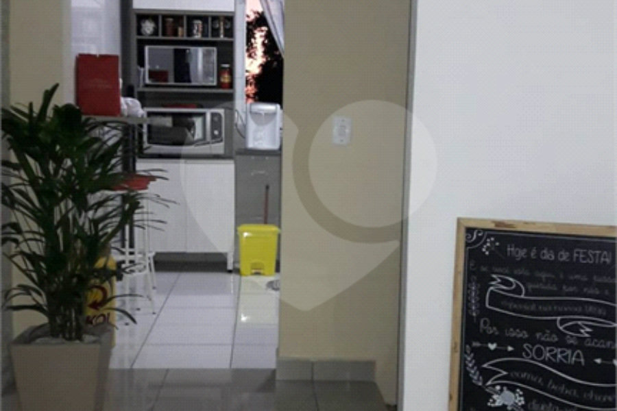 Casa à venda com 2 quartos, sendo 1 suíte, no condomínio Villagio Dona Regina, São Paulo - SP