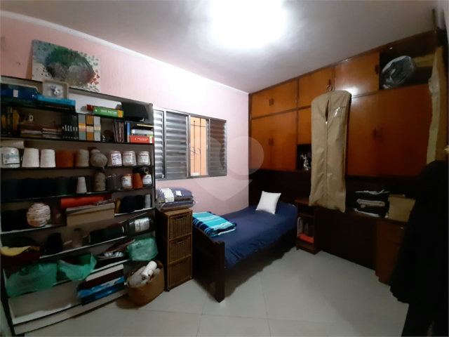 Sobrado à venda com 3 quartos, sendo 1 suíte,  em Jardim Peri, São Paulo, SP