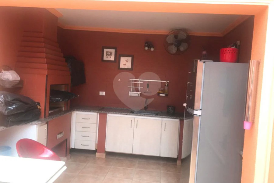 Casa à venda com 5 quartos, sendo 3 suítes, em Alto da Lapa, São Paulo, SP