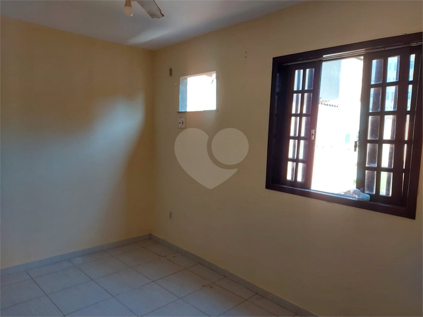 Casa à venda com 3 quartos, sendo 1 suíte, em Campo Grande, Rio de Janeiro, RJ