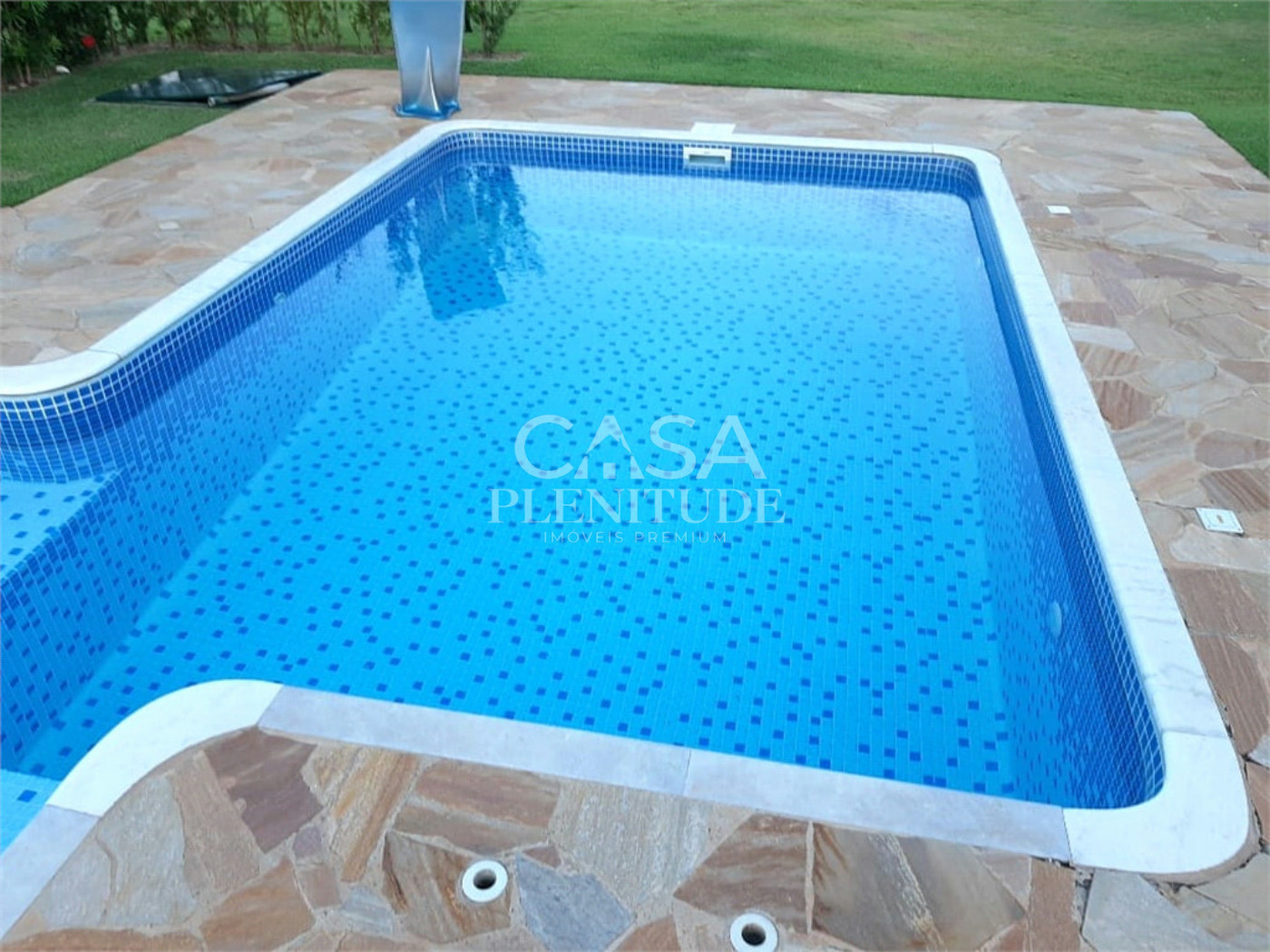 Casa em condomínio à venda ou para alugar com 4 suítes no Centro, Cesário Lange, SP