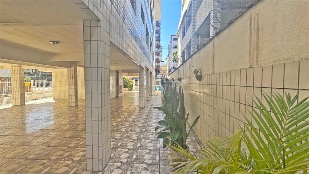 Apartamento Residencial à venda, Vila Guilhermina, Praia Grande - AP0381.