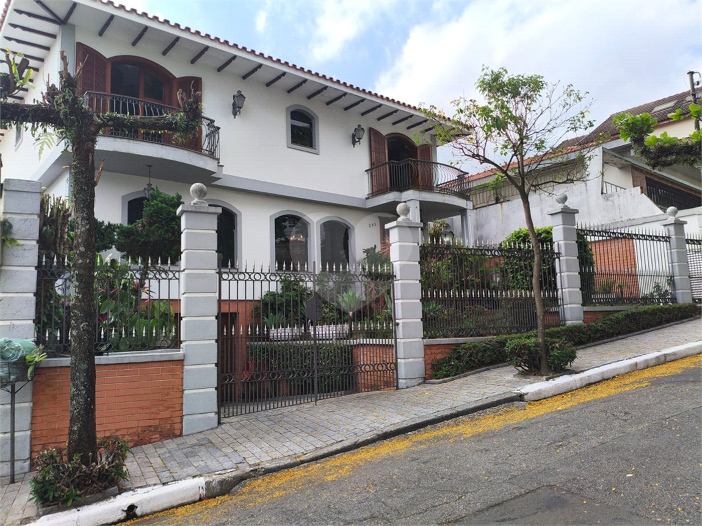 Sobrado para alugar com 4 quartos, sendo 2 suítes, em Jardim França, São Paulo, SP