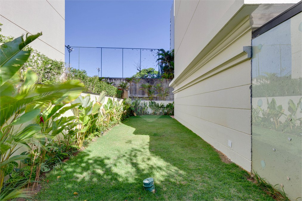 Apartamento à venda com 3 suítes em Chácara Santo Antônio, São Paulo, SP