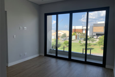 Casa à venda ou para alugar com 4 quartos, sendo 3 suítes, no condomínio Alphaville Nova Esplanada 1, Votorantim - SP