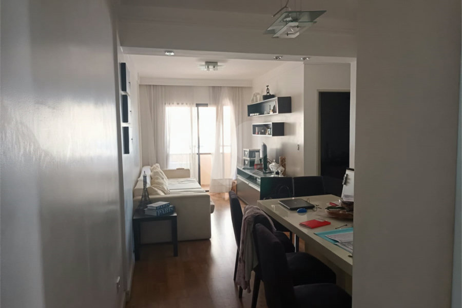 Apartamento à venda com 2 quartos, sendo 1 suíte,  em Chora Menino, São Paulo, SP