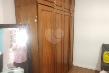 Sobrado à venda com 2 quartos em Jardim Sabará, São Paulo, SP