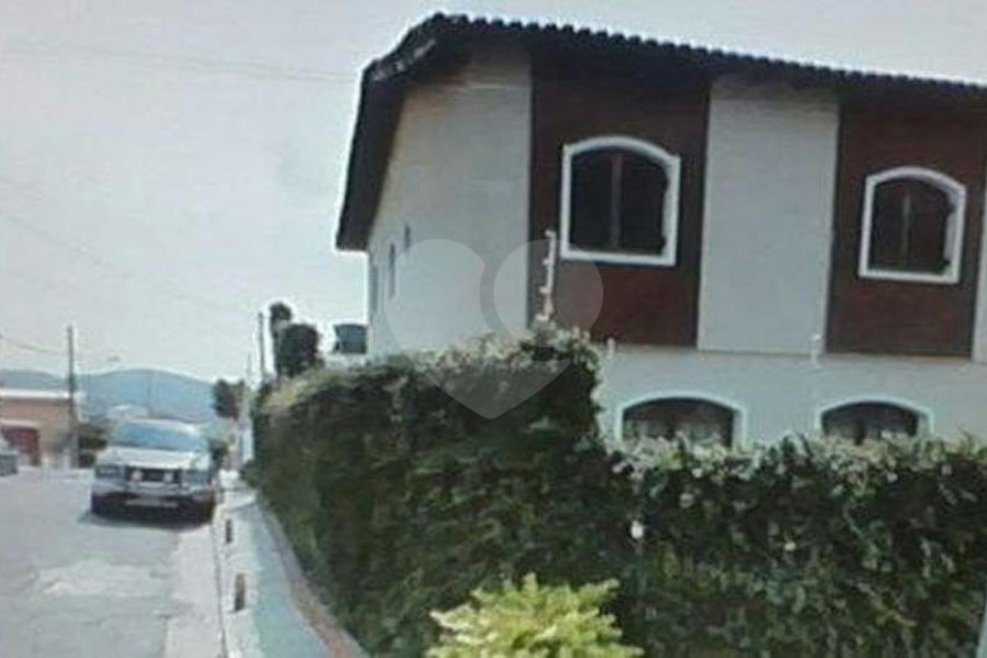 Sobrado à venda com 3 quartos, sendo 1 suíte,  no Brasilândia, São Paulo, SP