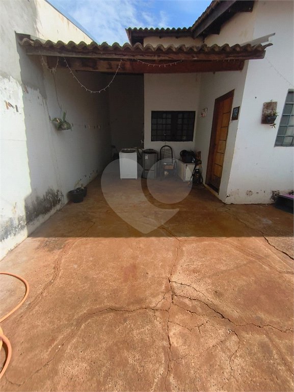 Casa à venda com 3 quartos em Parque Residencial Quinta da Lagoa, Três Lagoas, MS