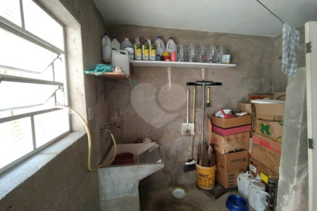 Casa à venda com 6 quartos, sendo 2 suítes, em Chora Menino, São Paulo, SP