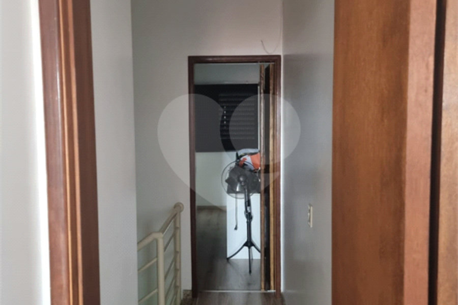 Casa à venda com 2 suítes no condomínio Residencial Maracujás, São Paulo - SP