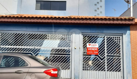 Sobrado à venda com 6 quartos, sendo 3 suítes,  em Vila Divina Pastora, São Paulo, SP