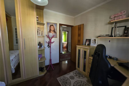 Sobrado à venda com 4 quartos, sendo 1 suíte,  em Vila Jaguara, São Paulo, SP