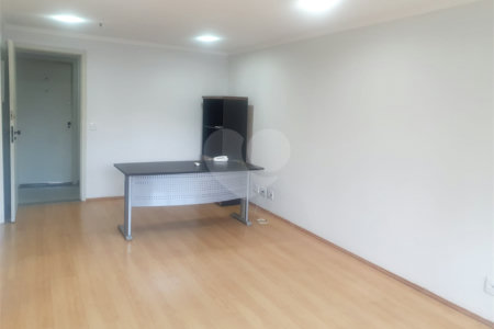 Sala à venda em Chácara Santo Antônio, São Paulo, SP