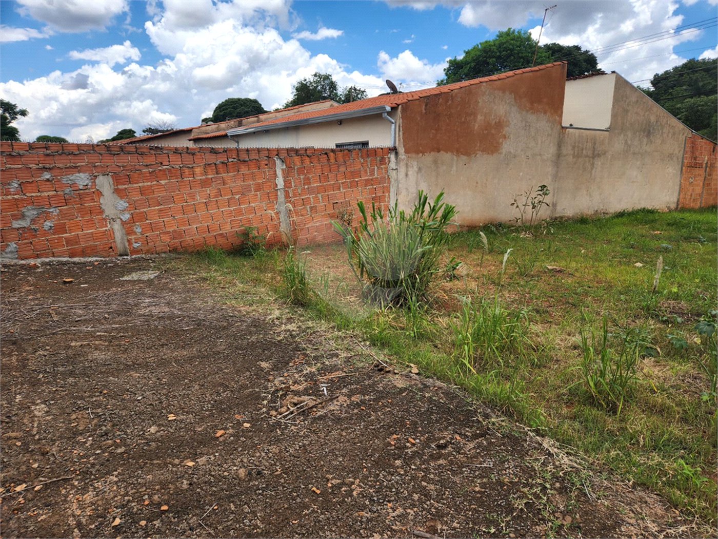 Terreno à venda em Parque Alvorada, Araraquara, SP