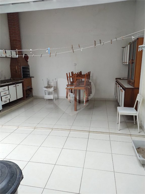 Sobrado à venda com 2 quartos, sendo 1 suíte,  em Jardim São Pedro, Mogi das Cruzes, SP