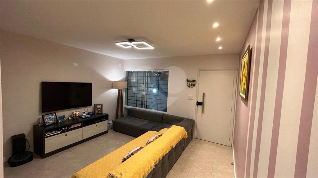 Sobrado à venda com 2 quartos em Vila Uberabinha, São Paulo, SP