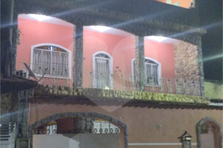 Casa à venda com 5 quartos, sendo 2 suítes, em Campo Grande, Rio de Janeiro, RJ