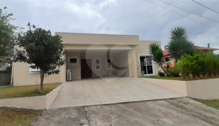 Casa à venda com 3 suítes no condomínio Alpes de Mairiporã, Mairiporã - SP