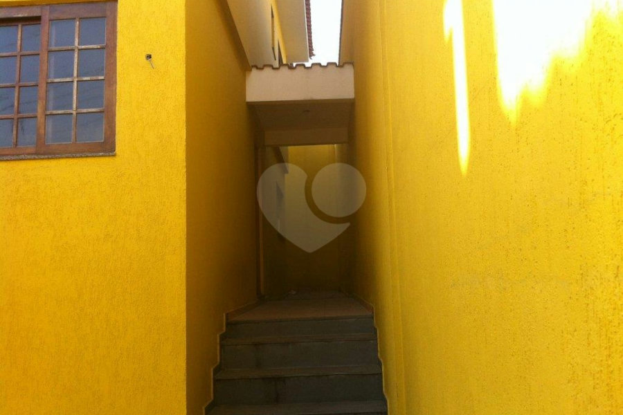 Sobrado à venda com 3 quartos, sendo 1 suíte, em Parada Inglesa, São Paulo, SP