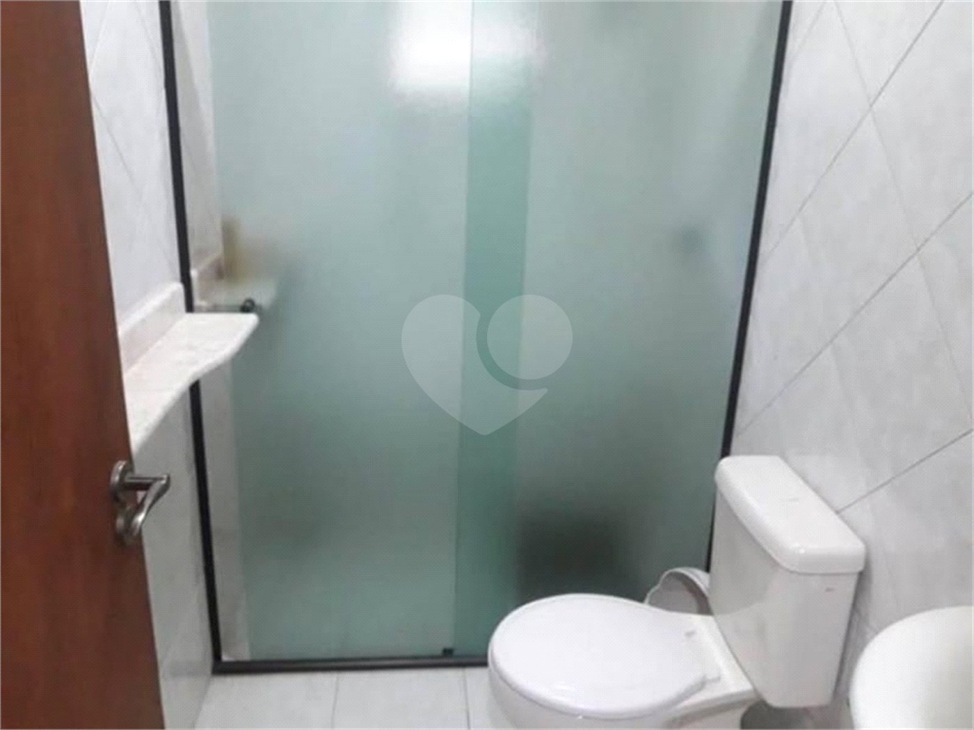 Sobrado à venda com 6 quartos, sendo 2 suítes, em Horto Florestal, São Paulo, SP