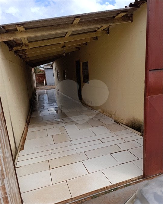 Casa à venda com 3 quartos em Vila Áurea, Ponta Porã, MS