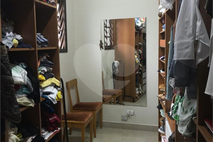 Sobrado à venda com 3 quartos, sendo 1 suíte, em Tremembé, São Paulo, SP