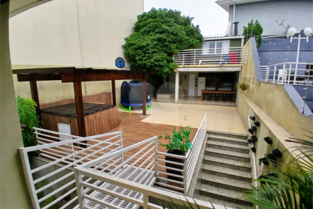 Sobrado à venda com 3 suítes em Vila Mariza Mazzei, São Paulo, SP